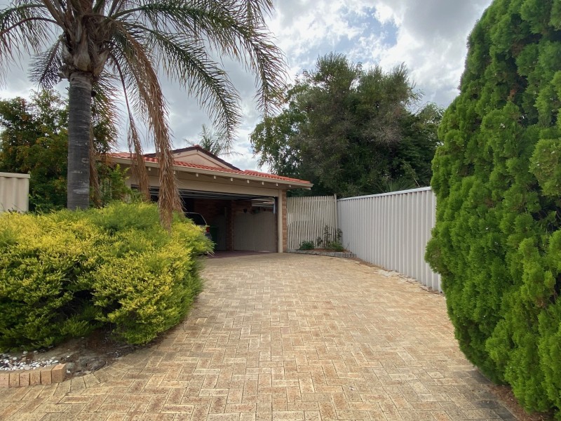 32B Donavon Rise, Murdoch WA 6150