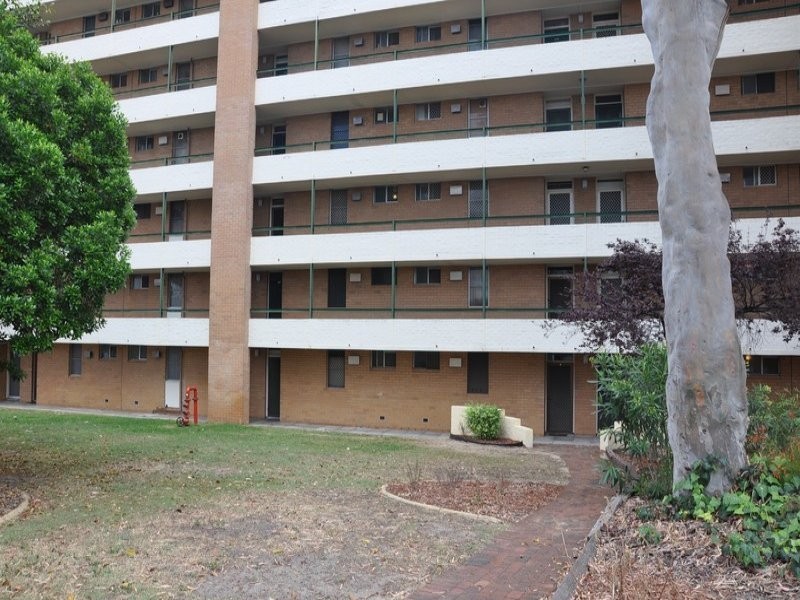 8/69 Leonard Street, Victoria Park WA 6100