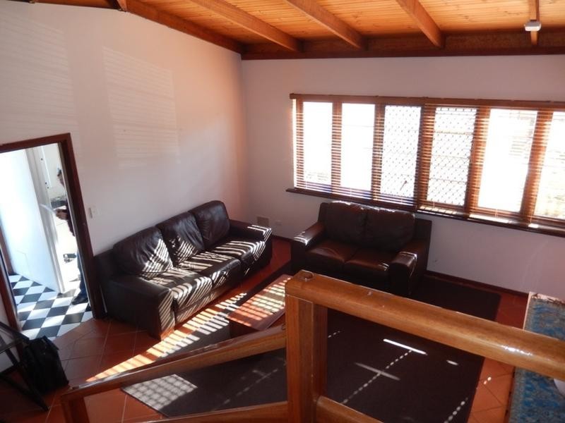 Flat/31 Samson Street, Fremantle WA 6160