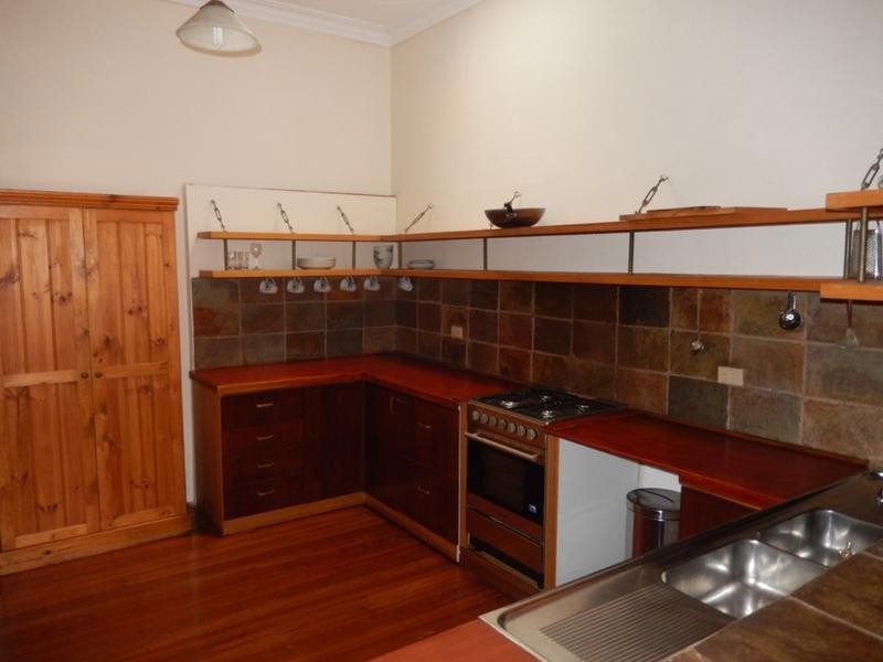 Flat/31 Samson Street, Fremantle WA 6160