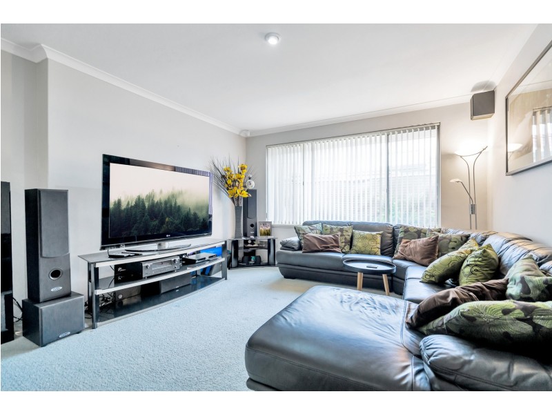 11 Hakea Plaza, Canning Vale WA 6155