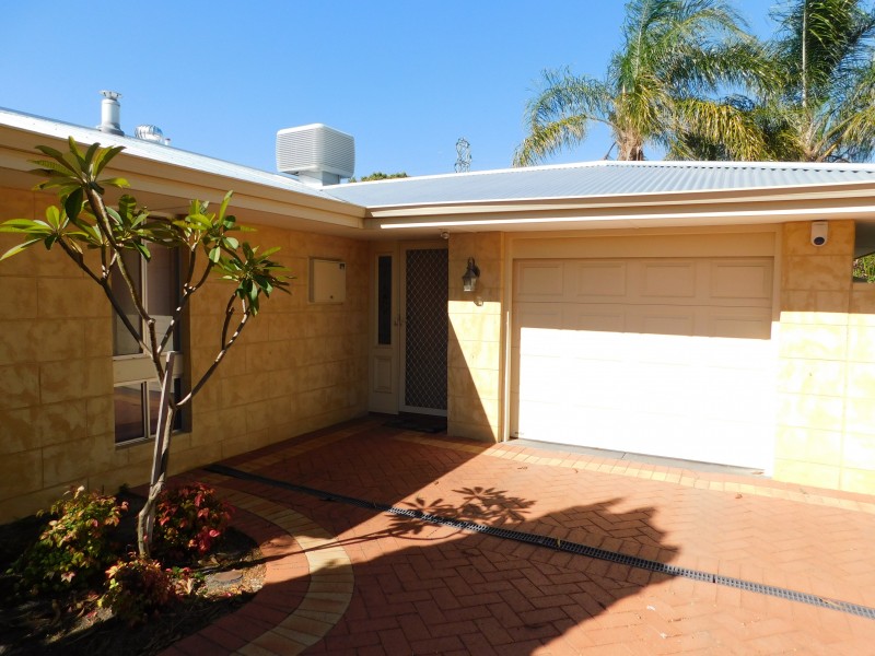 6 Dampiera Way, Ferndale WA 6148