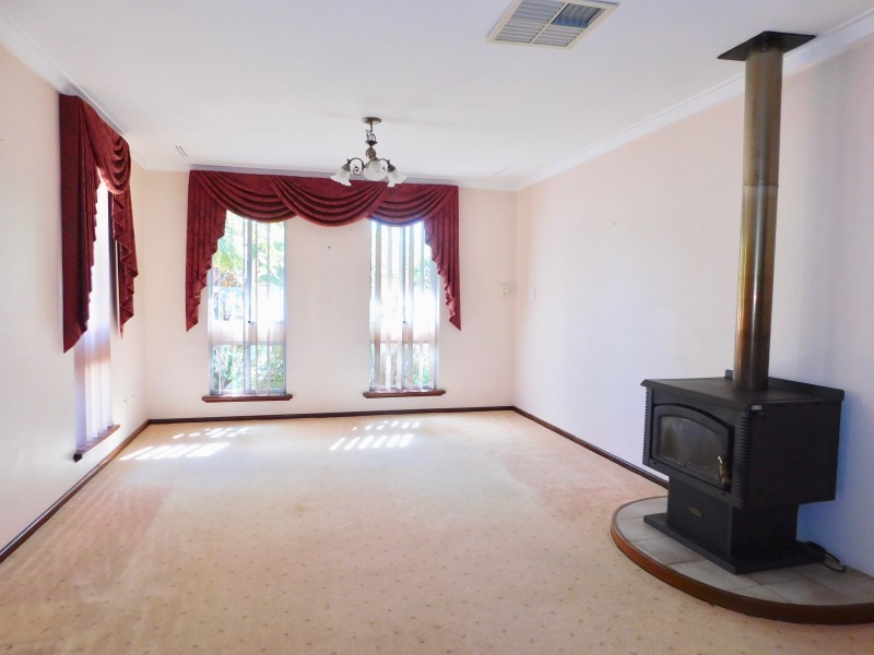 6 Dampiera Way, Ferndale WA 6148