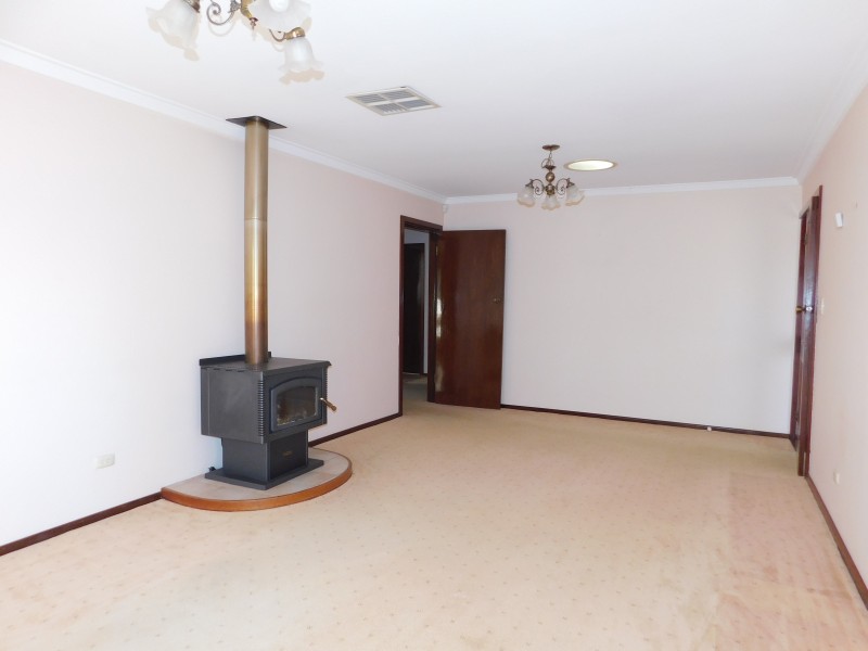 6 Dampiera Way, Ferndale WA 6148