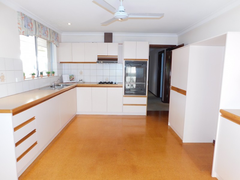 6 Dampiera Way, Ferndale WA 6148