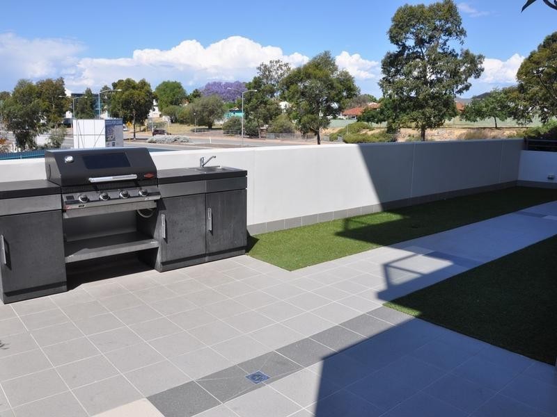 100/3 Homelea Court, Rivervale WA 6103