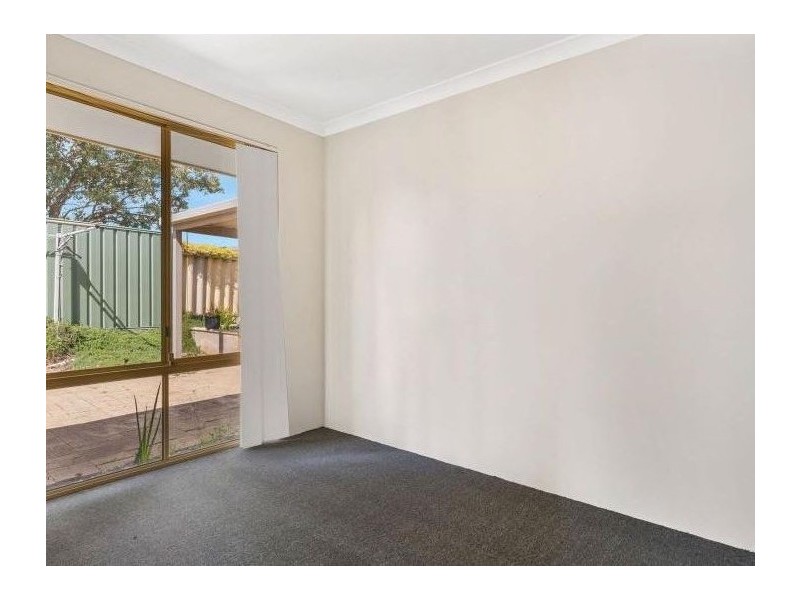 42 Serpentine Gardens, Clarkson WA 6030