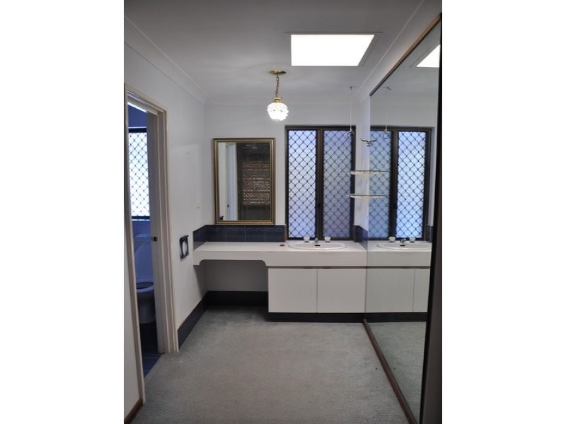 6 Reveley Court, Samson WA 6163