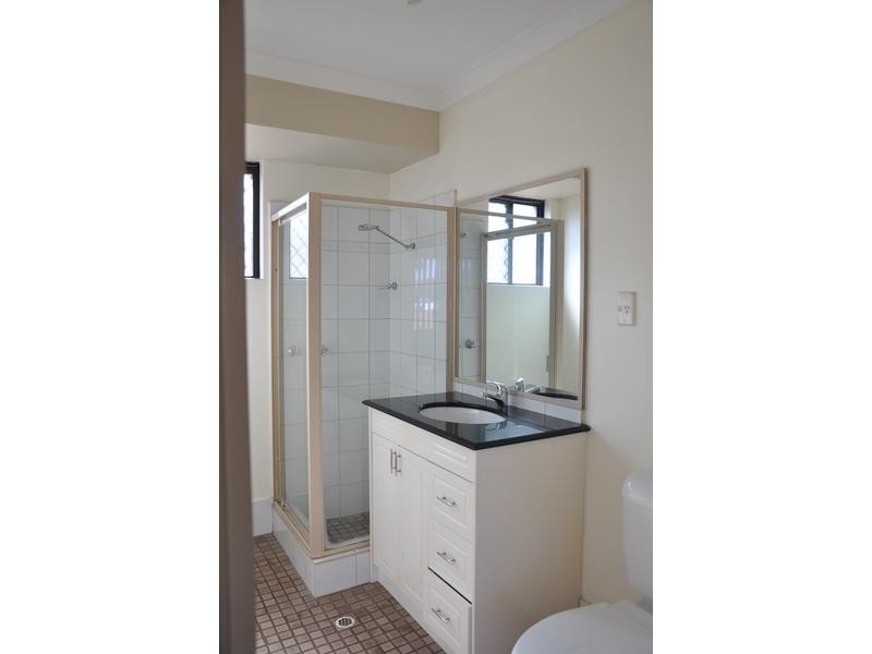 32 Sanderling Drive, Thornlie WA 6108