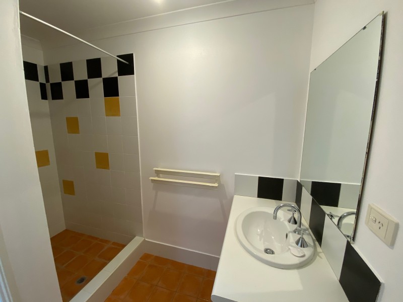 60 Pollard Street, Glendalough WA 6016