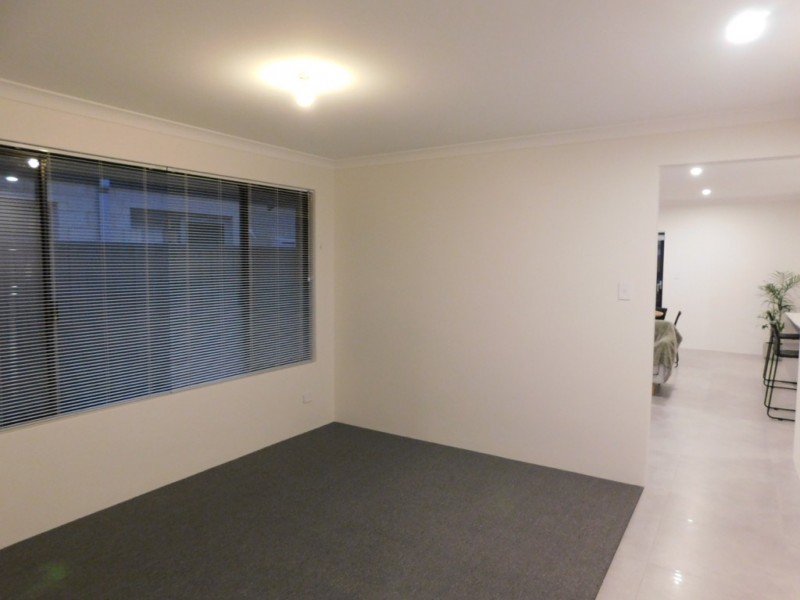 33 NADILO DRIVE, Spearwood WA 6163