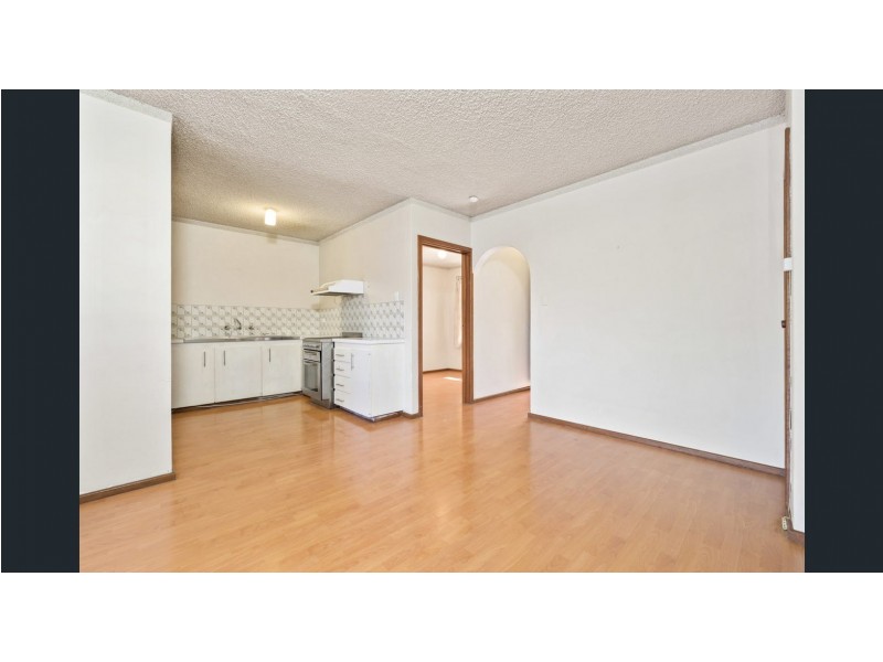 8/19 Freesia Way, Willetton WA 6155
