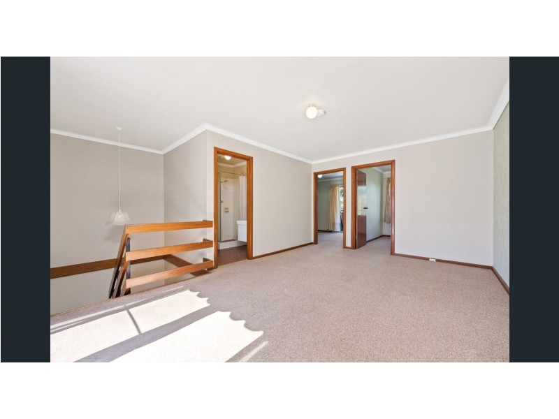 8/19 Freesia Way, Willetton WA 6155