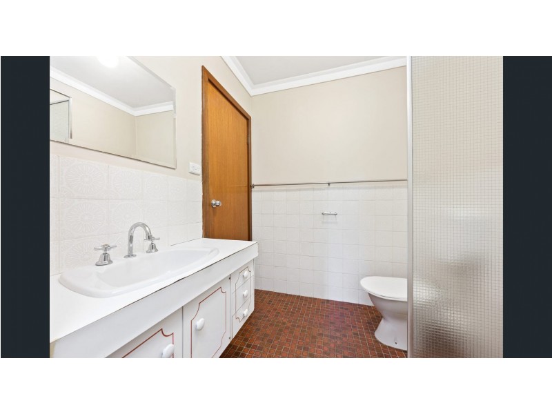 8/19 Freesia Way, Willetton WA 6155