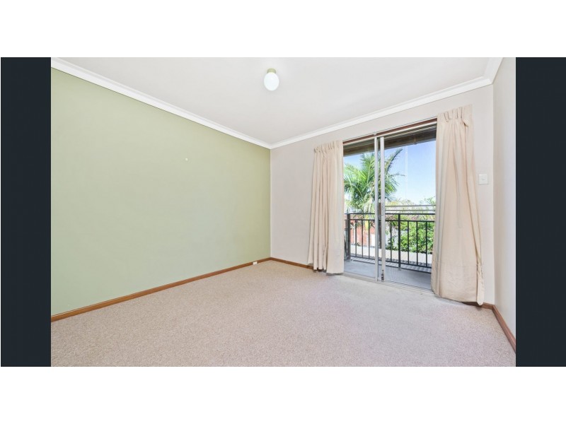 8/19 Freesia Way, Willetton WA 6155