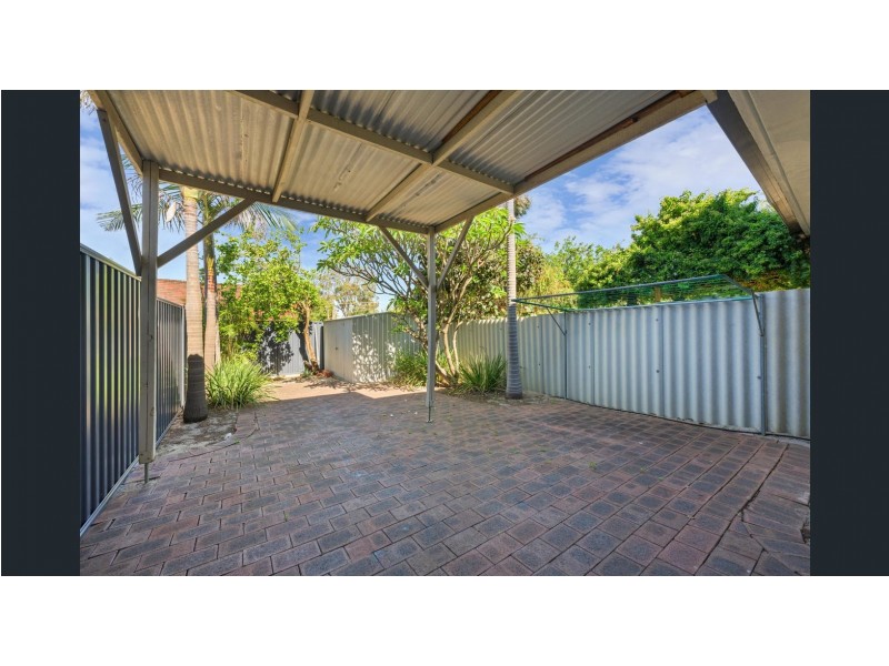 8/19 Freesia Way, Willetton WA 6155