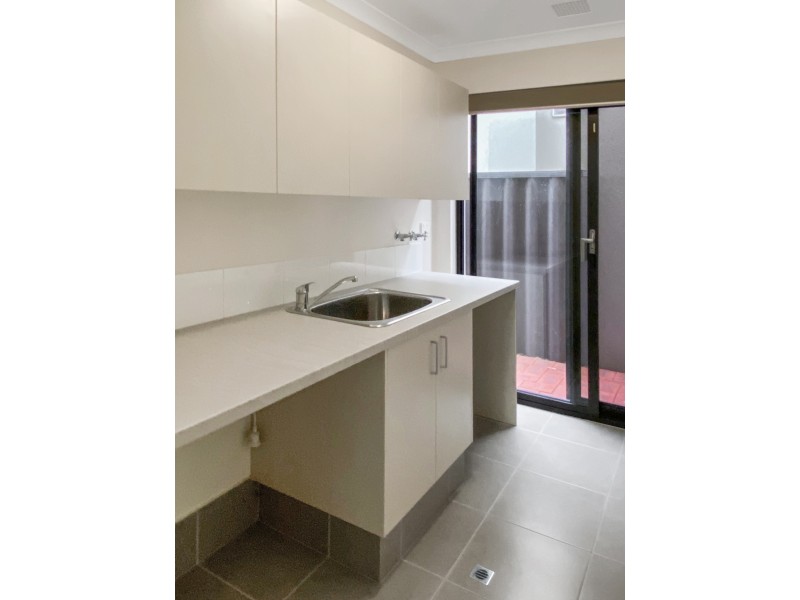 67B Vaucluse Circuit, Belmont WA 6104