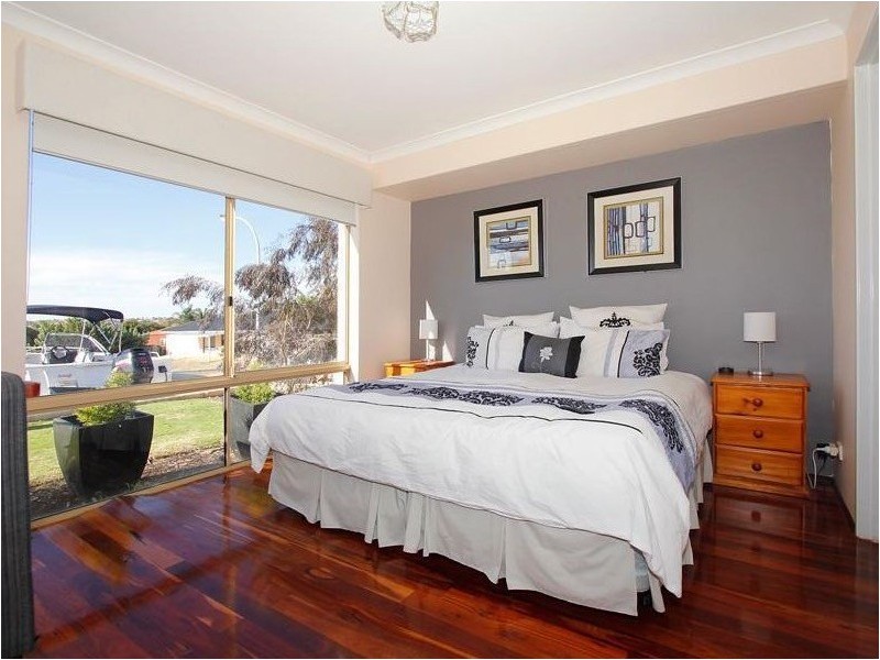 42 Serpentine Gardens, Clarkson WA 6030