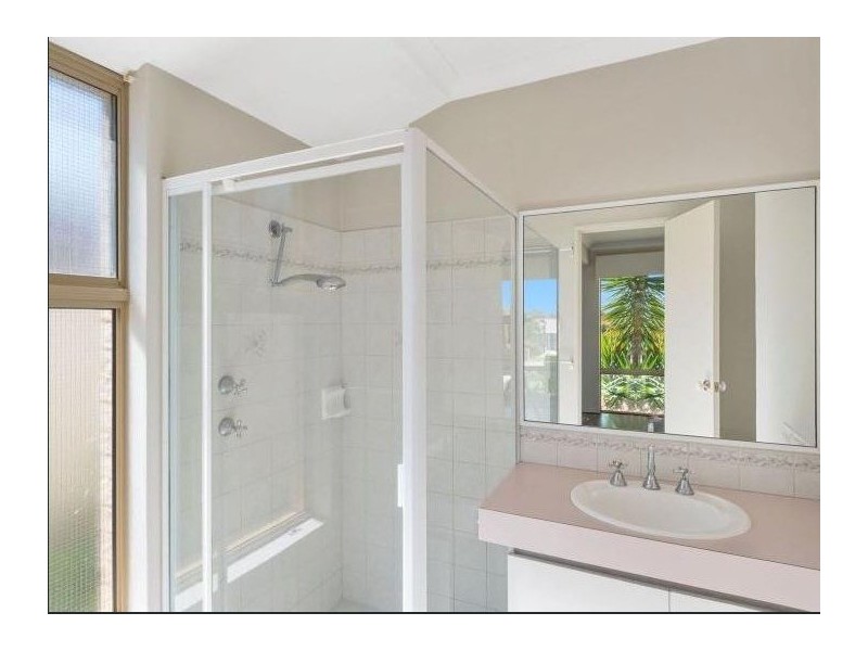 42 Serpentine Gardens, Clarkson WA 6030