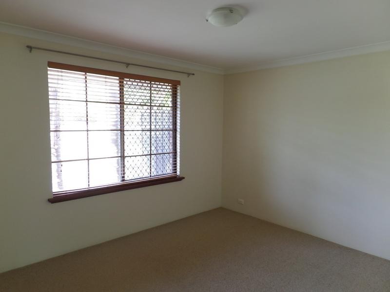 17 Hayes Road, Leeming WA 6149