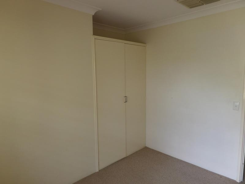 17 Hayes Road, Leeming WA 6149