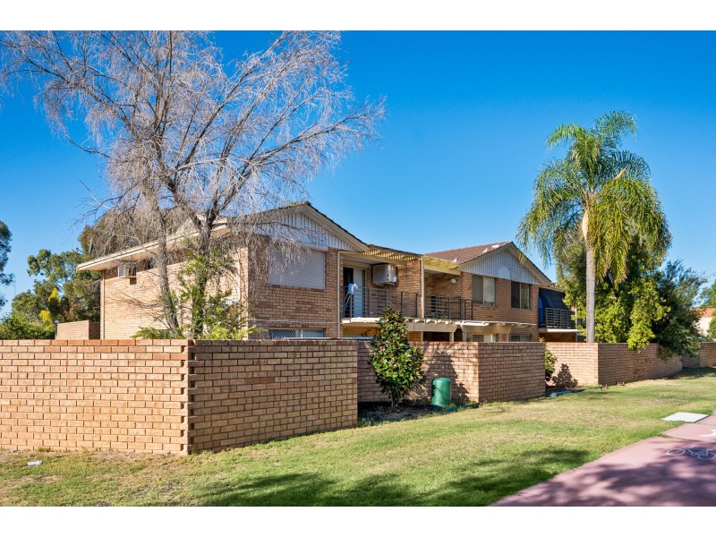 4/2 Mitchell Street, Bentley WA 6102