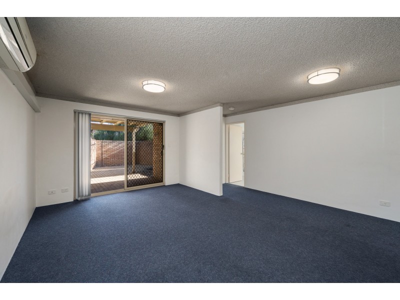 4/2 Mitchell Street, Bentley WA 6102