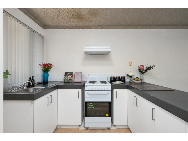 4/2 Mitchell Street, Bentley WA 6102