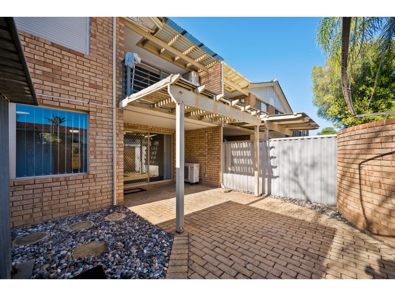 4/2 Mitchell Street, Bentley WA 6102