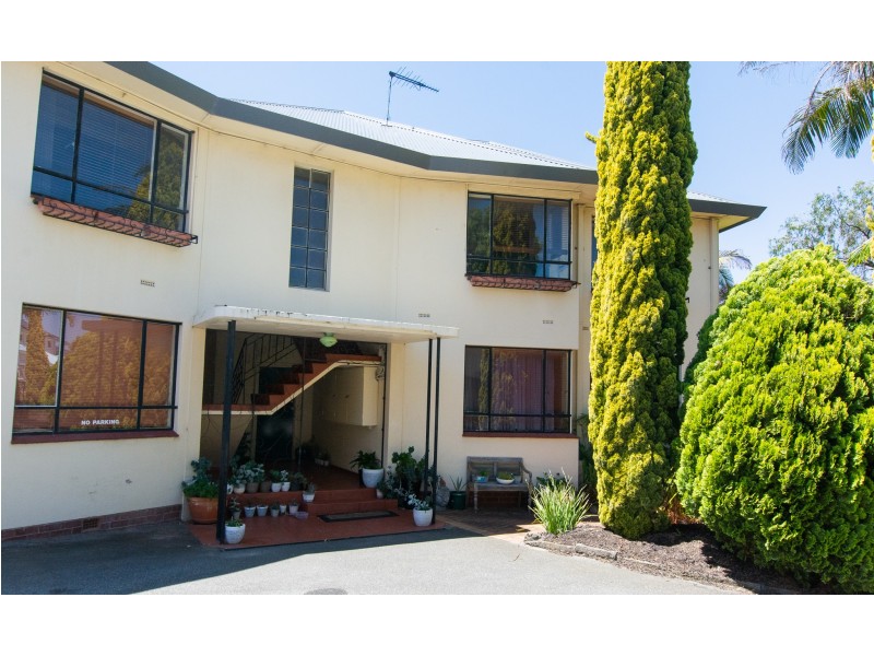 4/25 Wattle Street, South Perth WA 6151