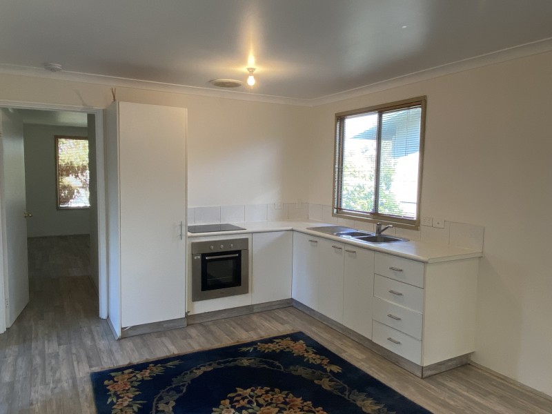 18 White Street, Wandering WA 6308