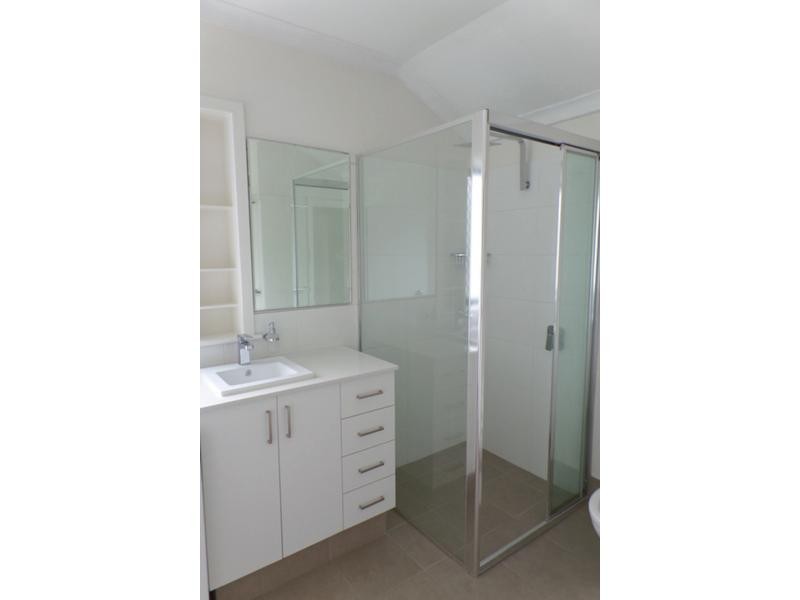 17A Bromley Road, Hilton WA 6163