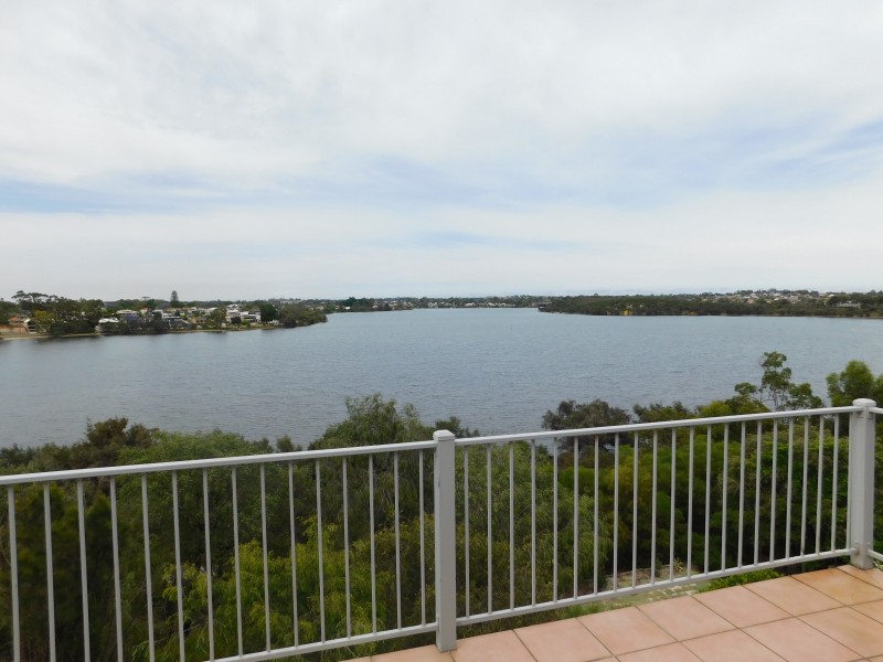 44 River Way, Salter Point WA 6152