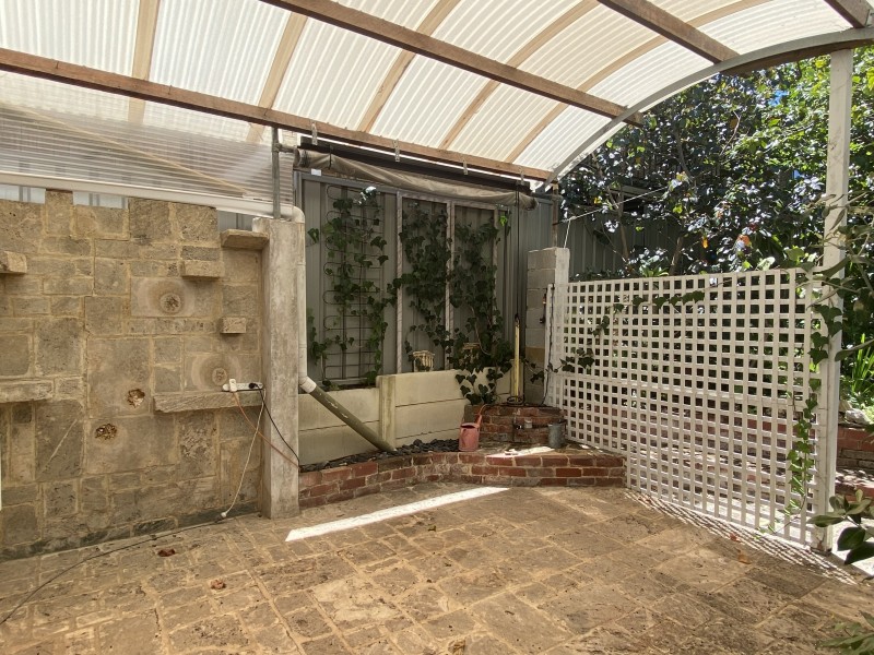 Rear/43 Hope Street, White Gum Valley WA 6162