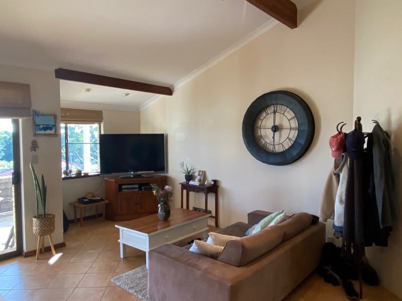 23 Arlington Loop, Coogee WA 6166