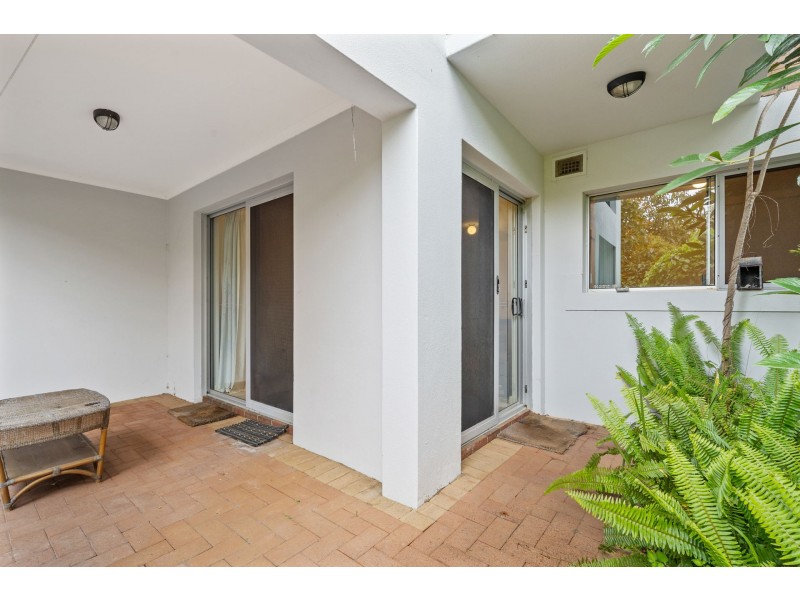 3/5 Doherty Road, Coolbellup WA 6163