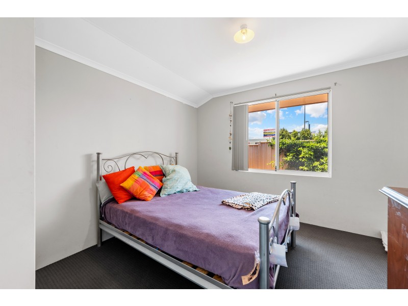 10 Greenland Boulevard, Canning Vale WA 6155