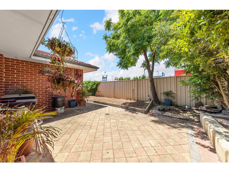 10 Greenland Boulevard, Canning Vale WA 6155