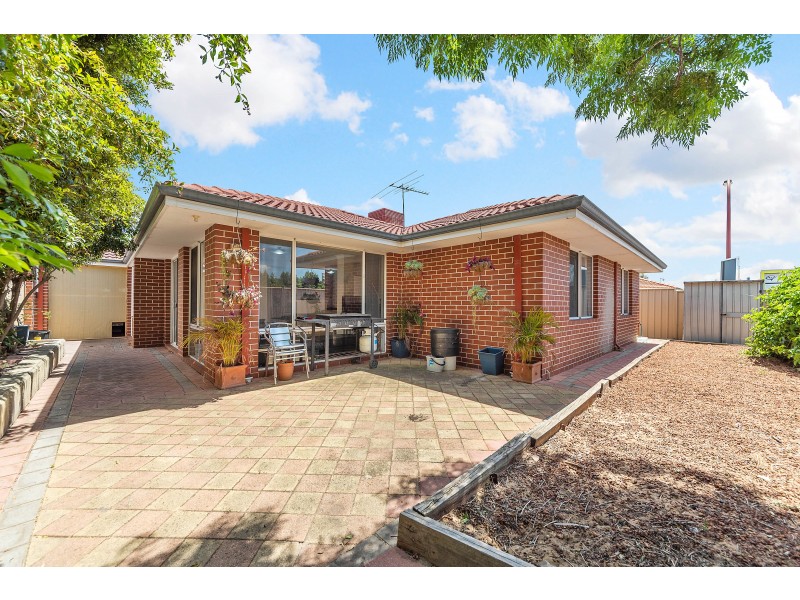 10 Greenland Boulevard, Canning Vale WA 6155