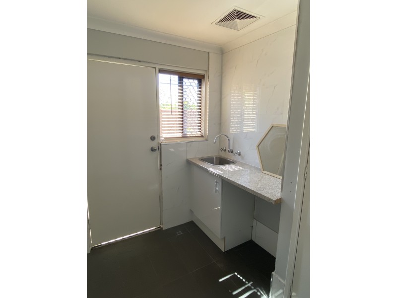 10B Erpingham Road, Hamilton Hill WA 6163