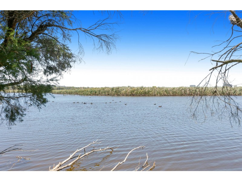 14/7 Waterway Court, Churchlands WA 6018