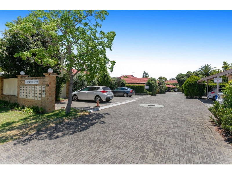 14/7 Waterway Court, Churchlands WA 6018
