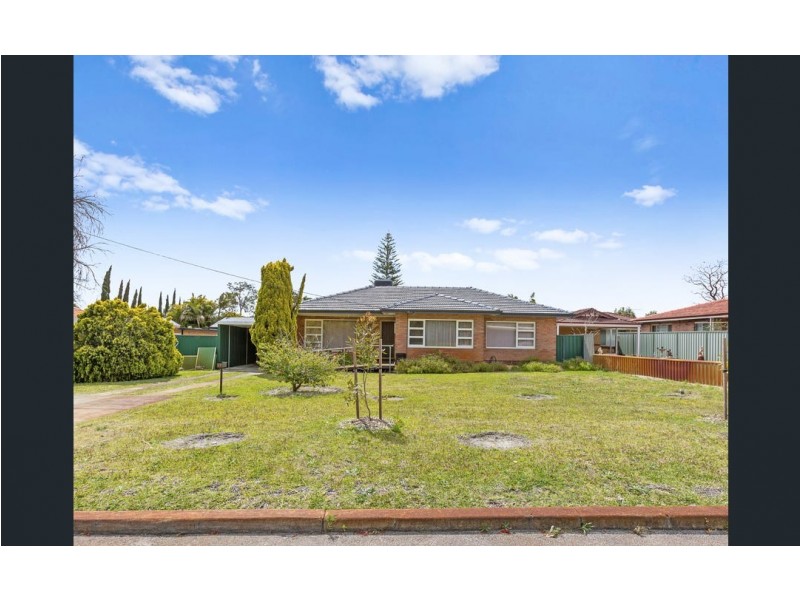 25 Balaka Way, Queens Park WA 6107