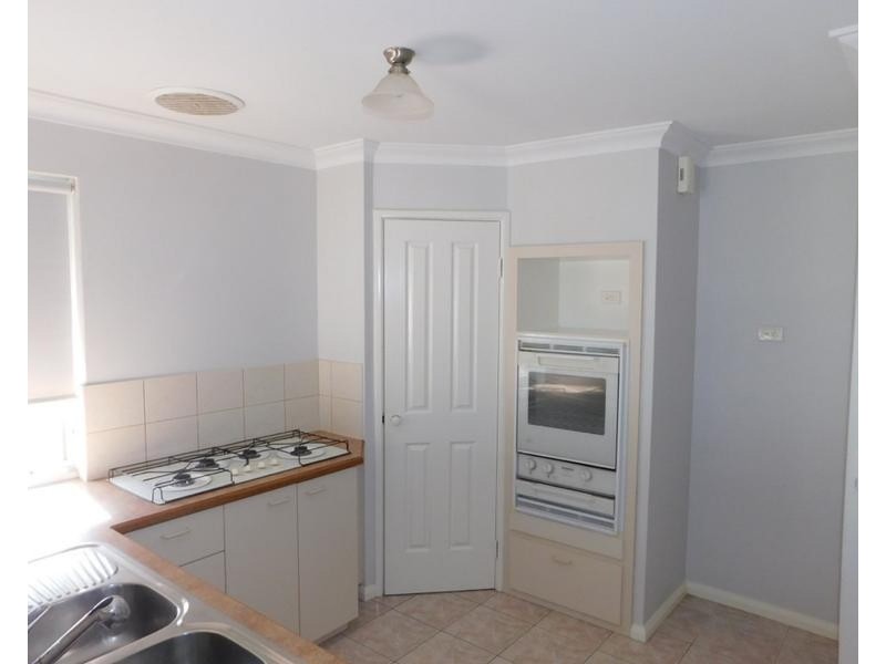 48B Garden Road, Spearwood WA 6163