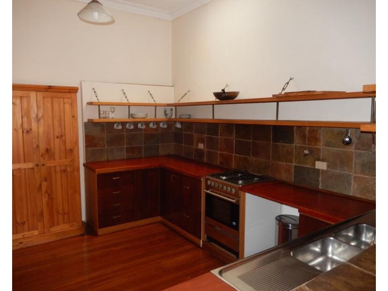 Flat/31 Samson Street, Fremantle WA 6160