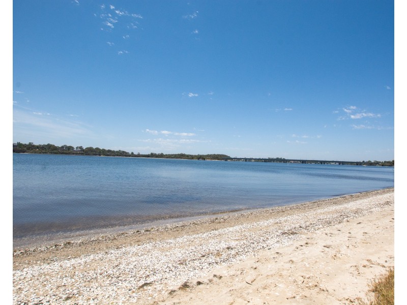 141 The Esplanade, Mount Pleasant WA 6153