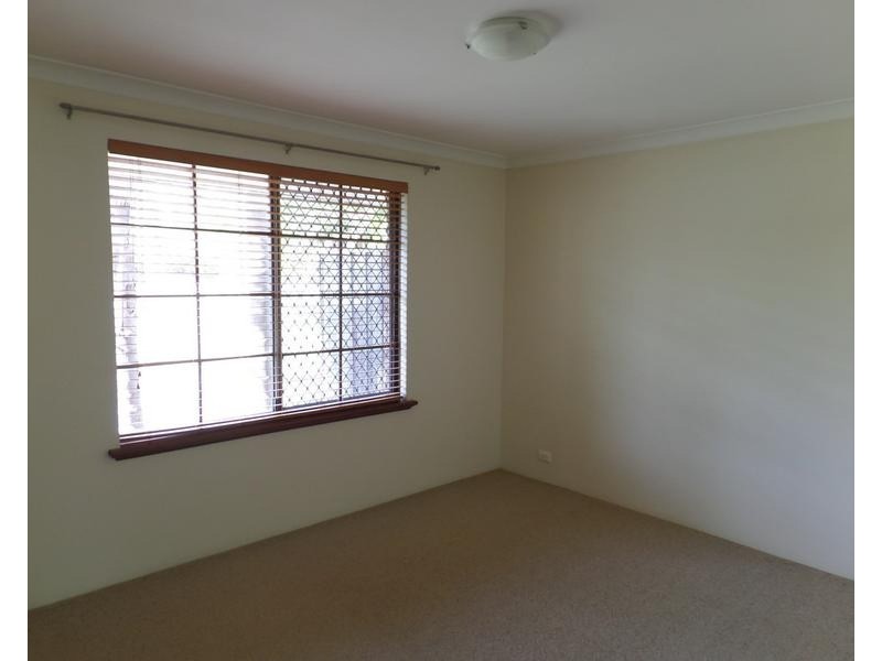17 Hayes Road, Leeming WA 6149