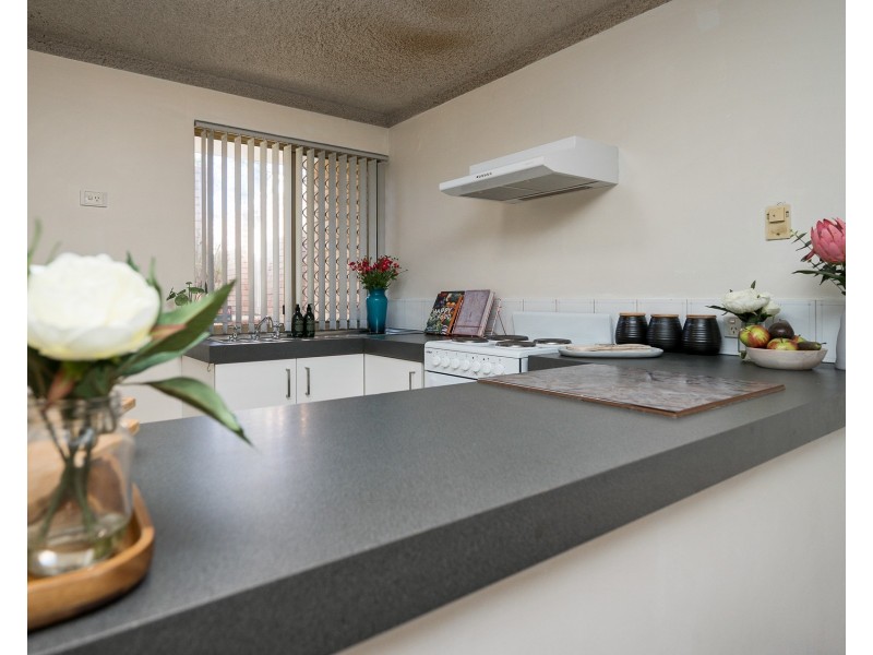 4/2 Mitchell Street, Bentley WA 6102