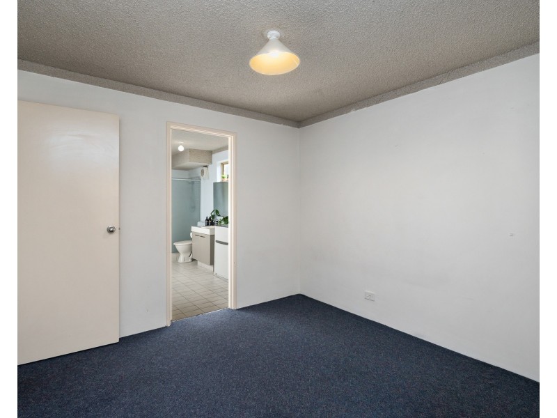 4/2 Mitchell Street, Bentley WA 6102