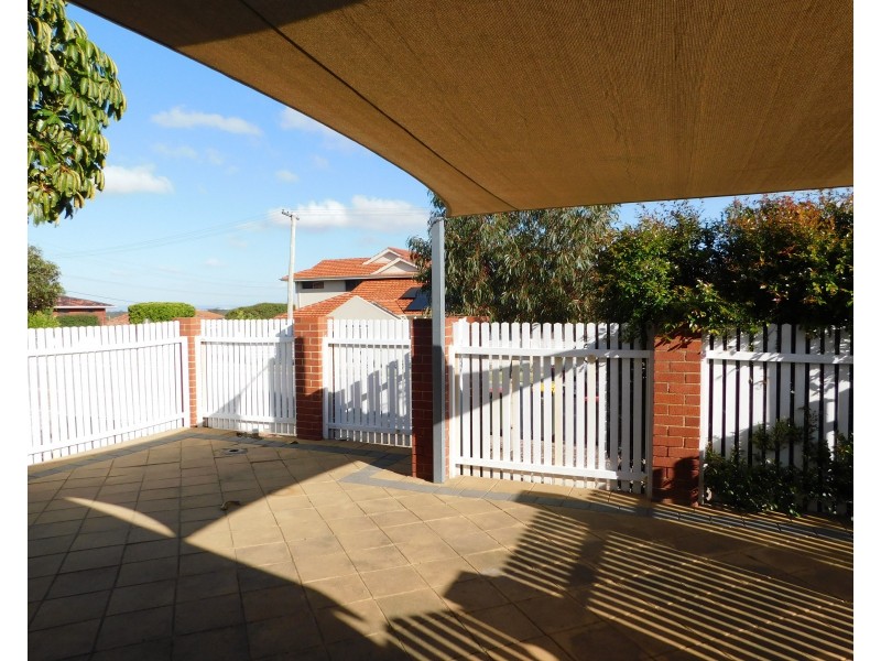 2/163 Lawley Street, Yokine WA 6060